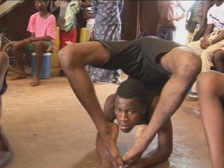 GUINEA / ACROBAT TRAINING 