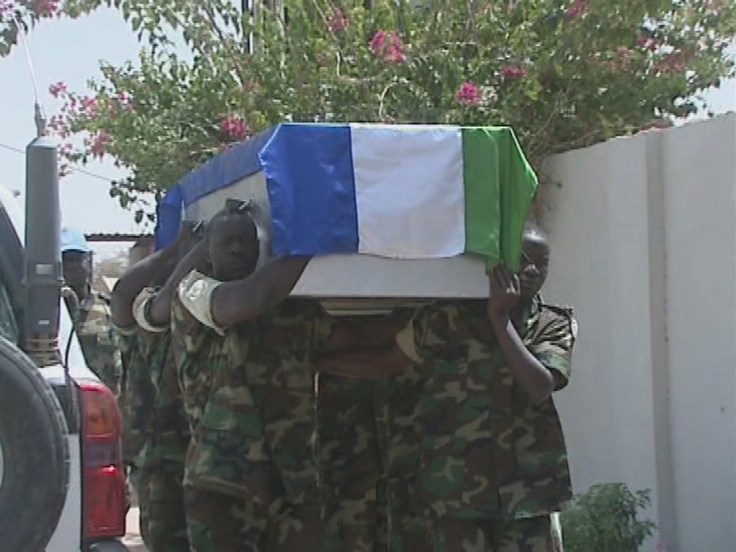 UN/ FALLEN STAFF WRAP