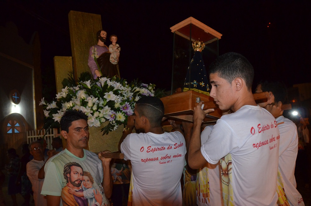JovensImagem de Nossa Senhora AparecidaDiocese de Picos88