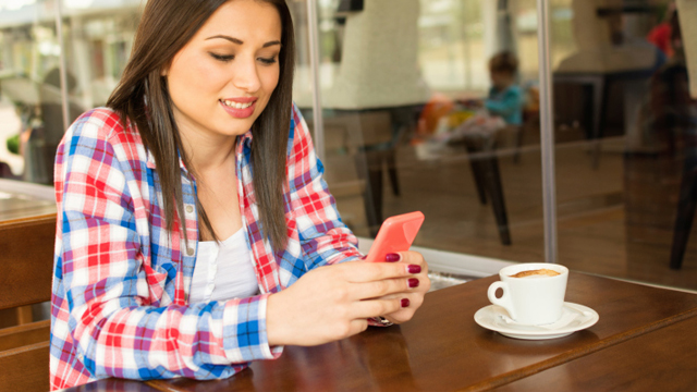 how to subtly flirt while texting Snapchat flirting can be difficult when you're getting started, but these expert tips will help you break the ice and teach you how to flirt on snapchat. how to subtly flirt while texting Snapchat flirting can be difficult when you're getting started, but these expert tips will help you break the ice and teach you how to flirt on snapchat.