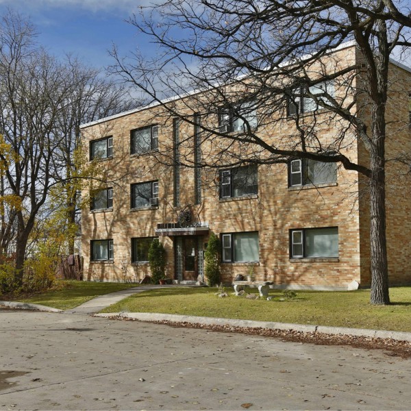 Building Sunrex Management 633 Manchester Blvd Wildwood Apartments