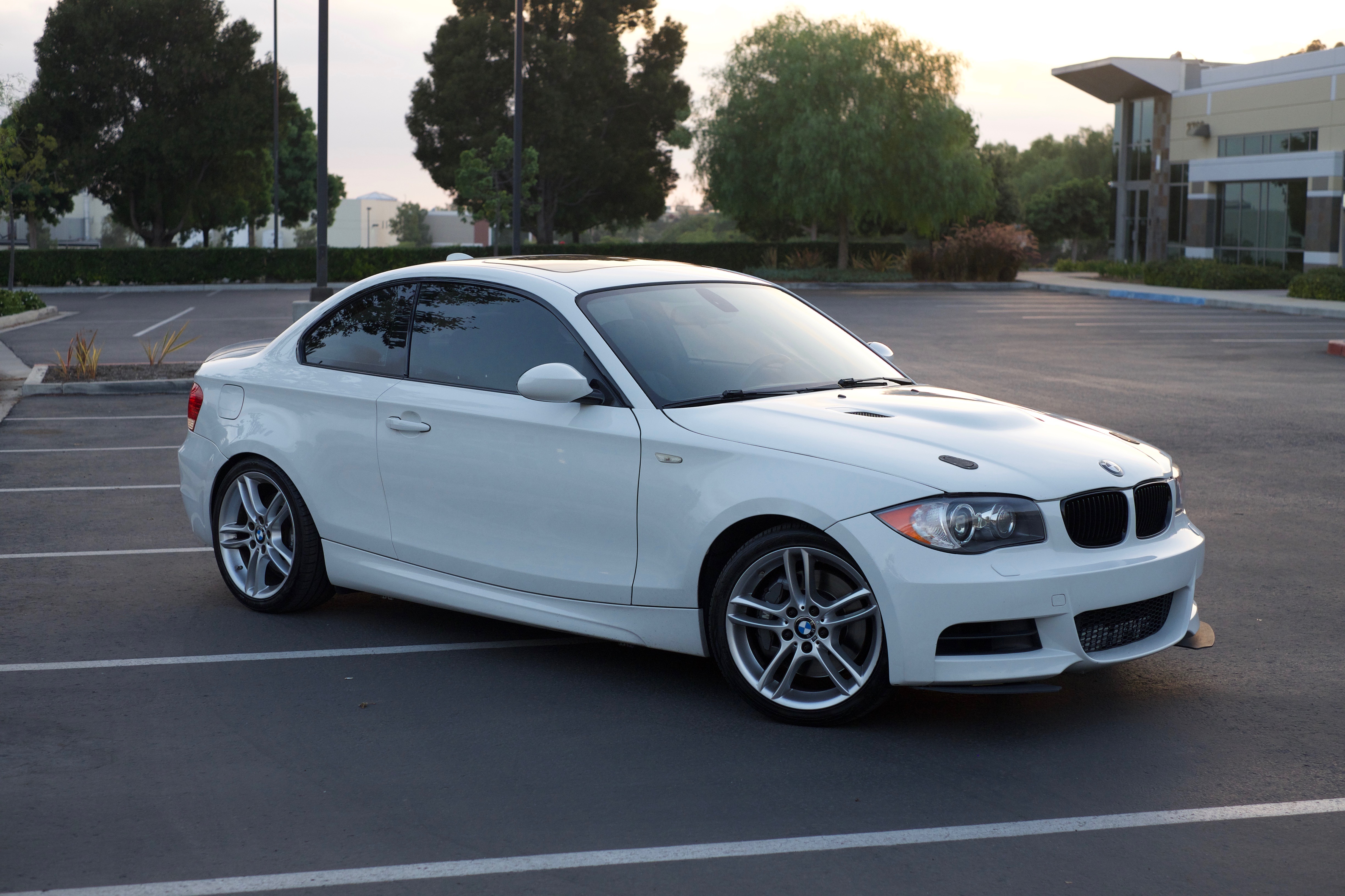 2009 BMW 135i Manual 66k 1owner LOTS of extras