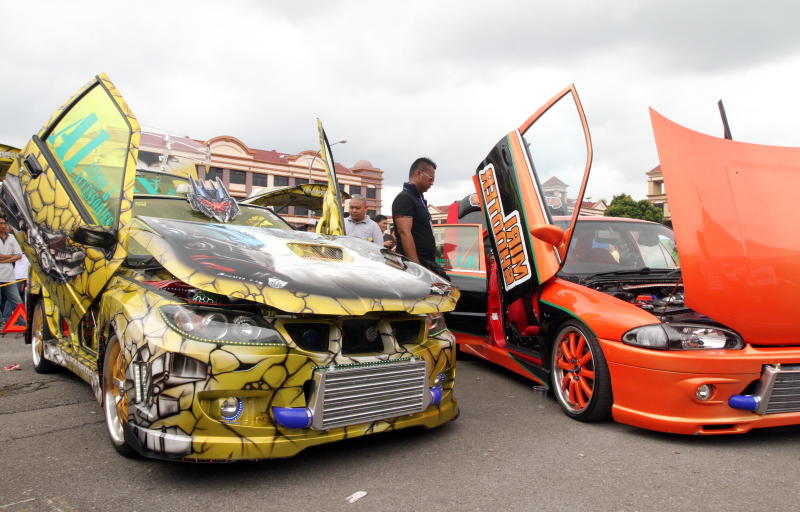road-legal-street-legal-barely-legal-carsifu