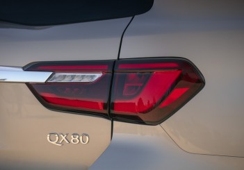 2018 INFINITI QX80