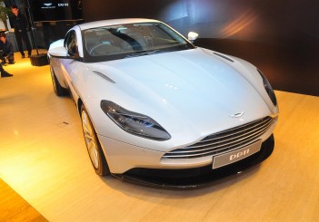 Aston Martin DB11 V8 - 05