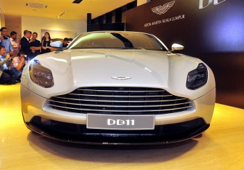 Aston Martin DB11 V8 - 07