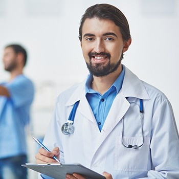 clinicacareplus about us image