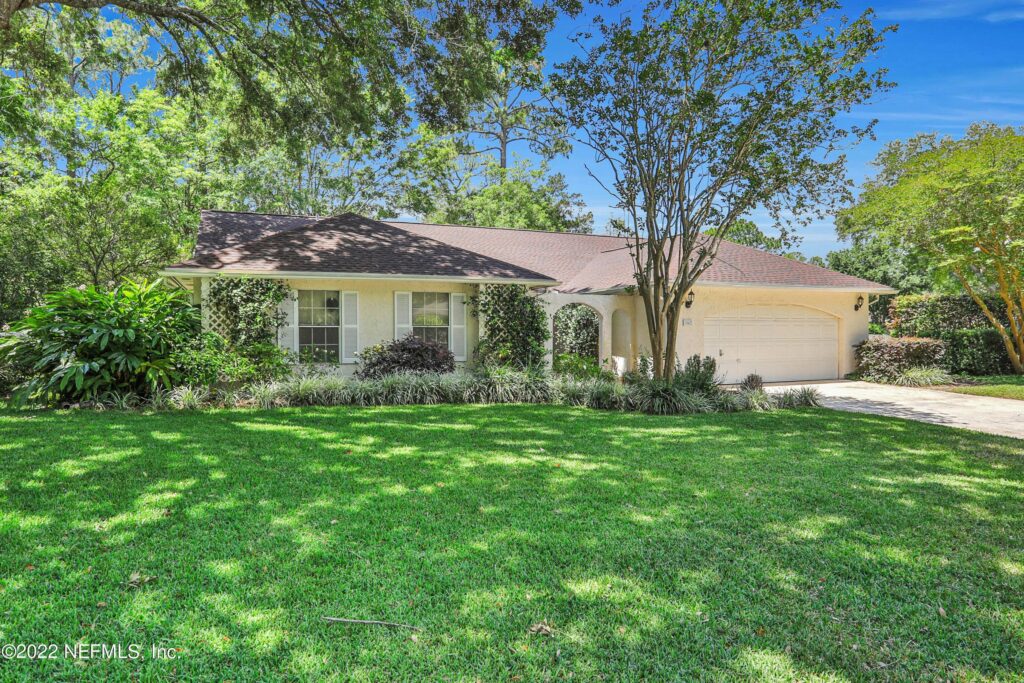 COMING SOON TO JULINGTON CREEK