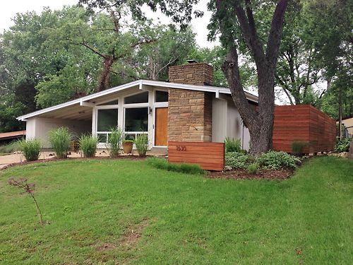 This is a typical mid century modern home located in Crestwood Missouri