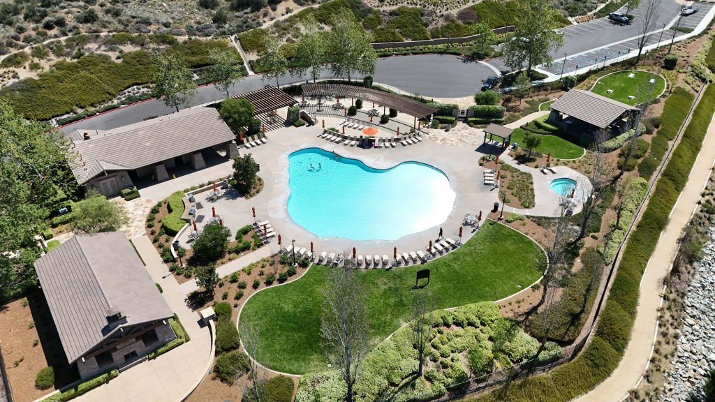 Canyon Hills Community Pool, Lake Elisnore