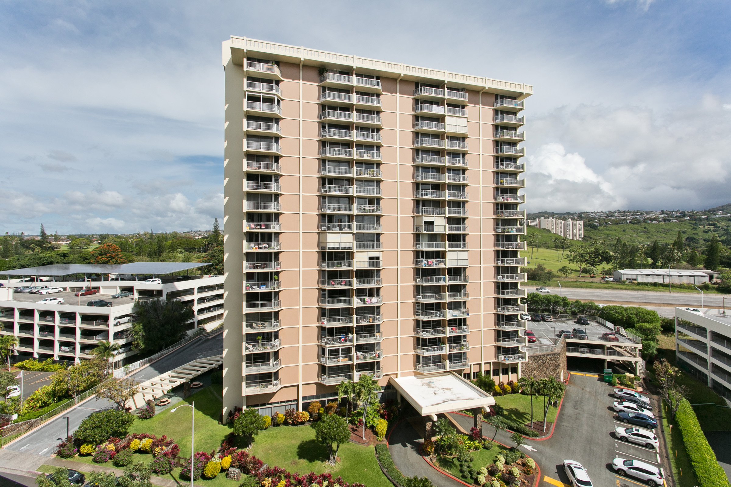 Highlander Keller Williams Honolulu RB21303 Keller Williams