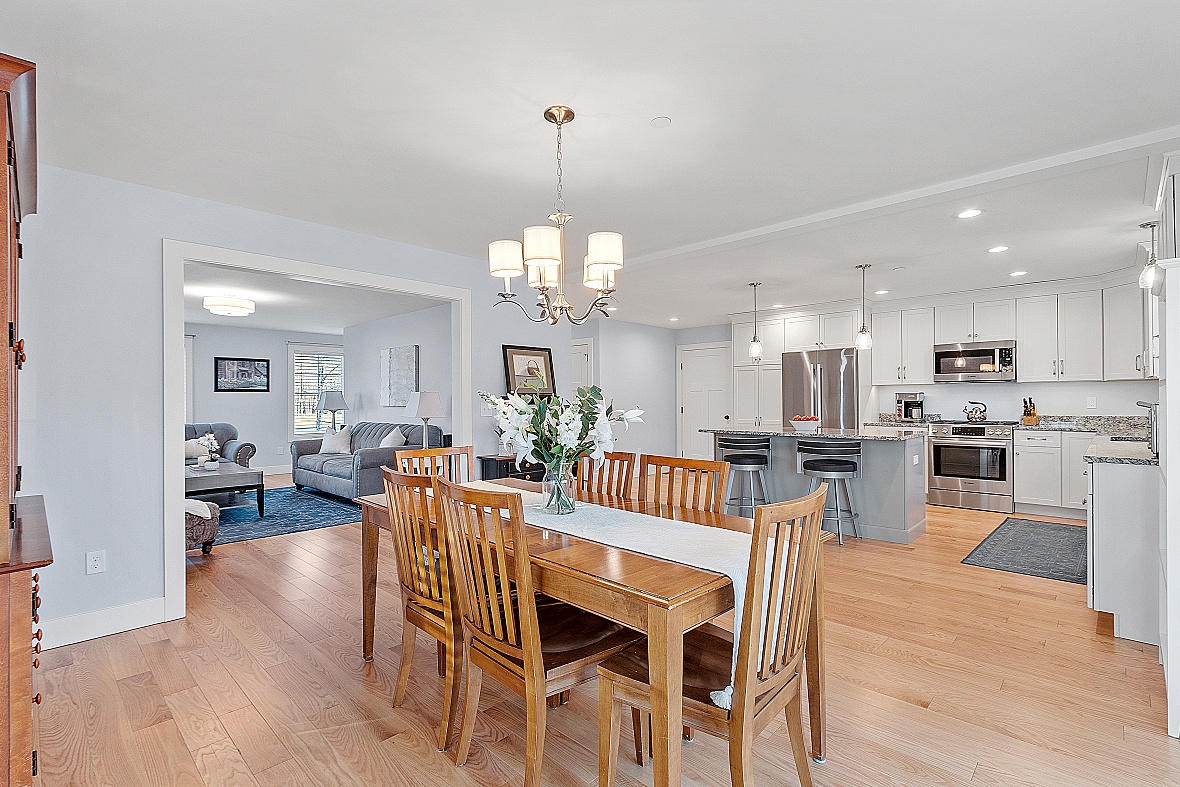 6 Overlook Drive Epping New Hampshire 03042 Key Team at Compass Real