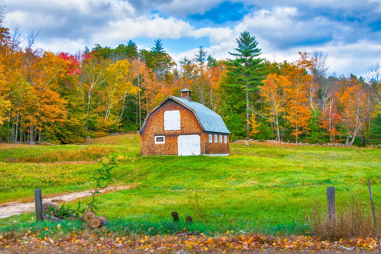 Hooksett, NH Team Living Well / Cameron Prestige Real Estate Team