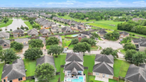 Suburban Neighborhood with Water Views at Southern Trails West in Pearland Texas