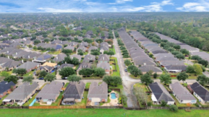 Aerial view of a Bellavita at Green Tee neighborhood