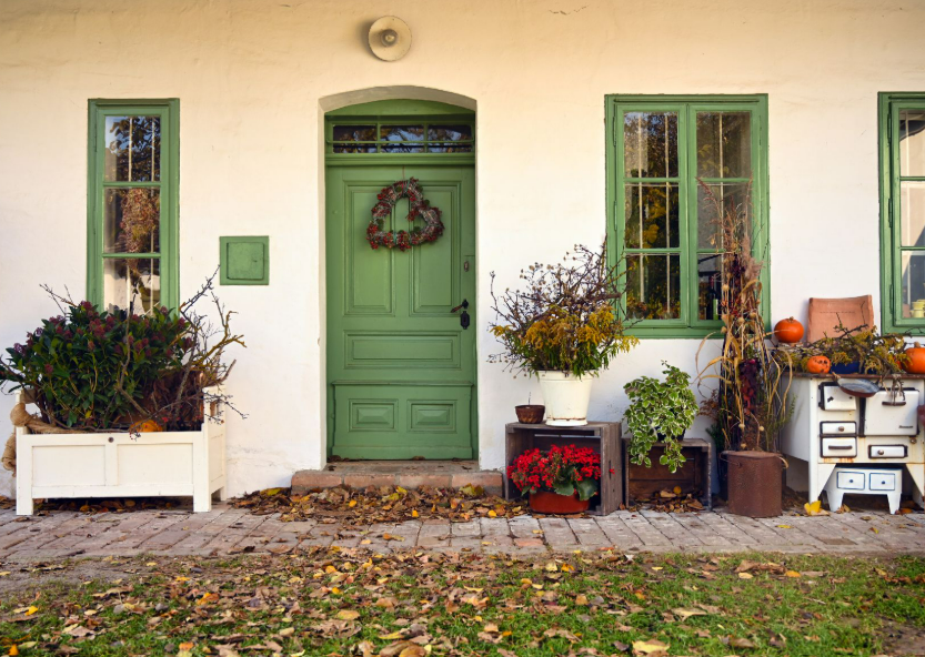 winter home exterior during the holidays