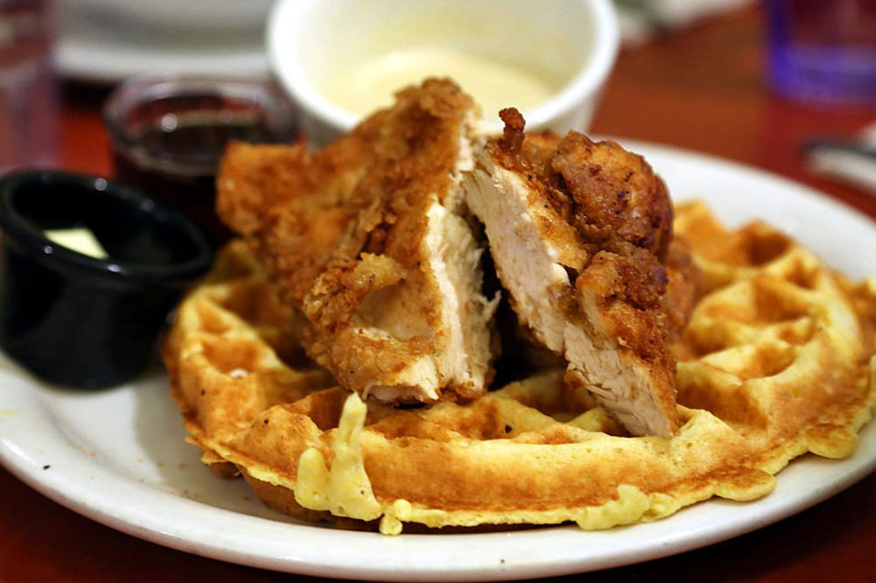5 Urban Hikes That'll Help You Burn Off Oakland's Best Chicken and Waffles
