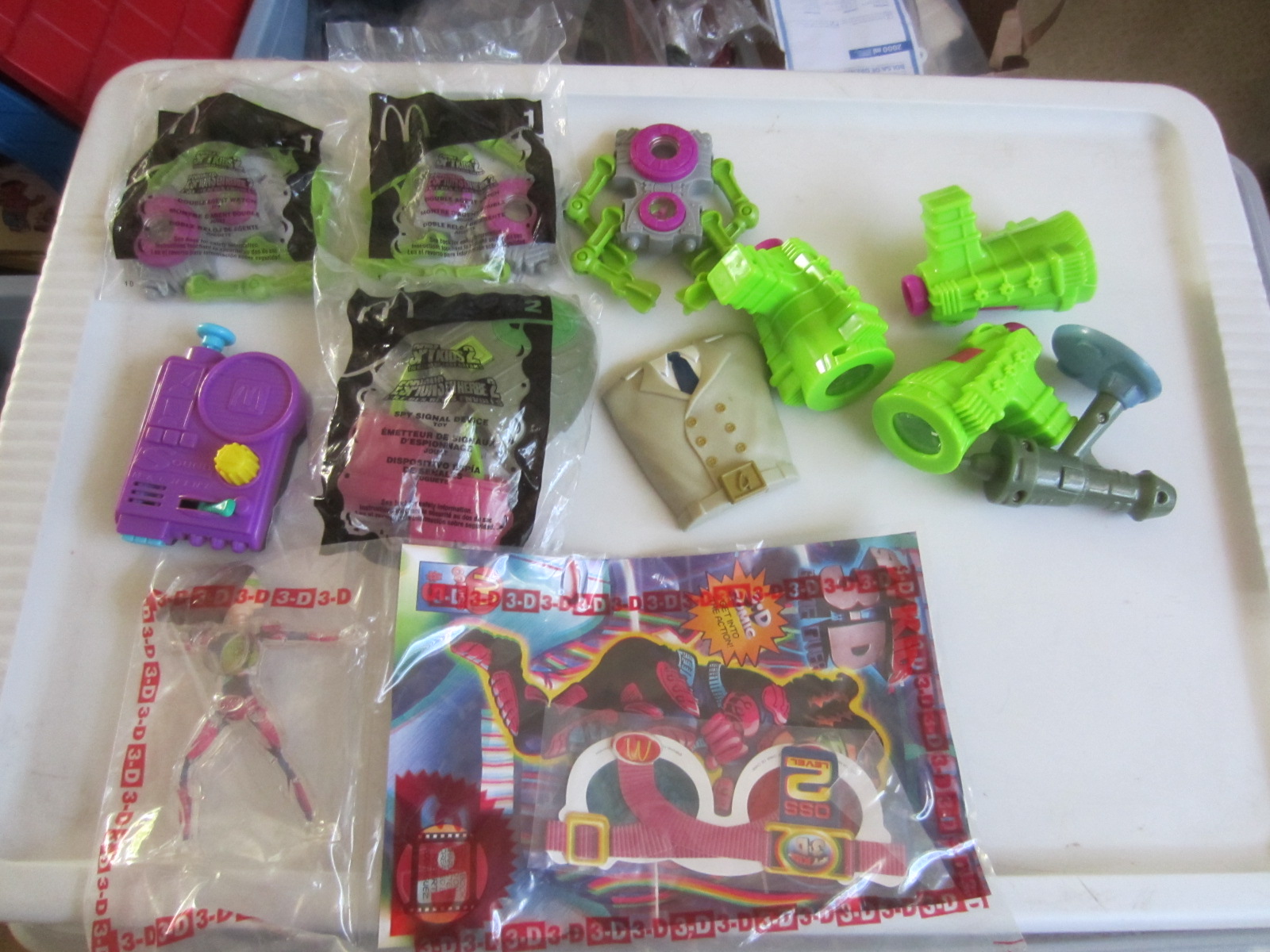 McDonalds SPY KIDS Happy Meal toys collectible 2002 | eBay