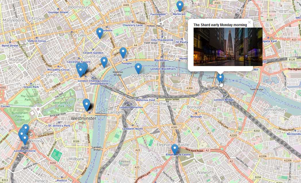 The Flickr API application, with dodgy-looking popups