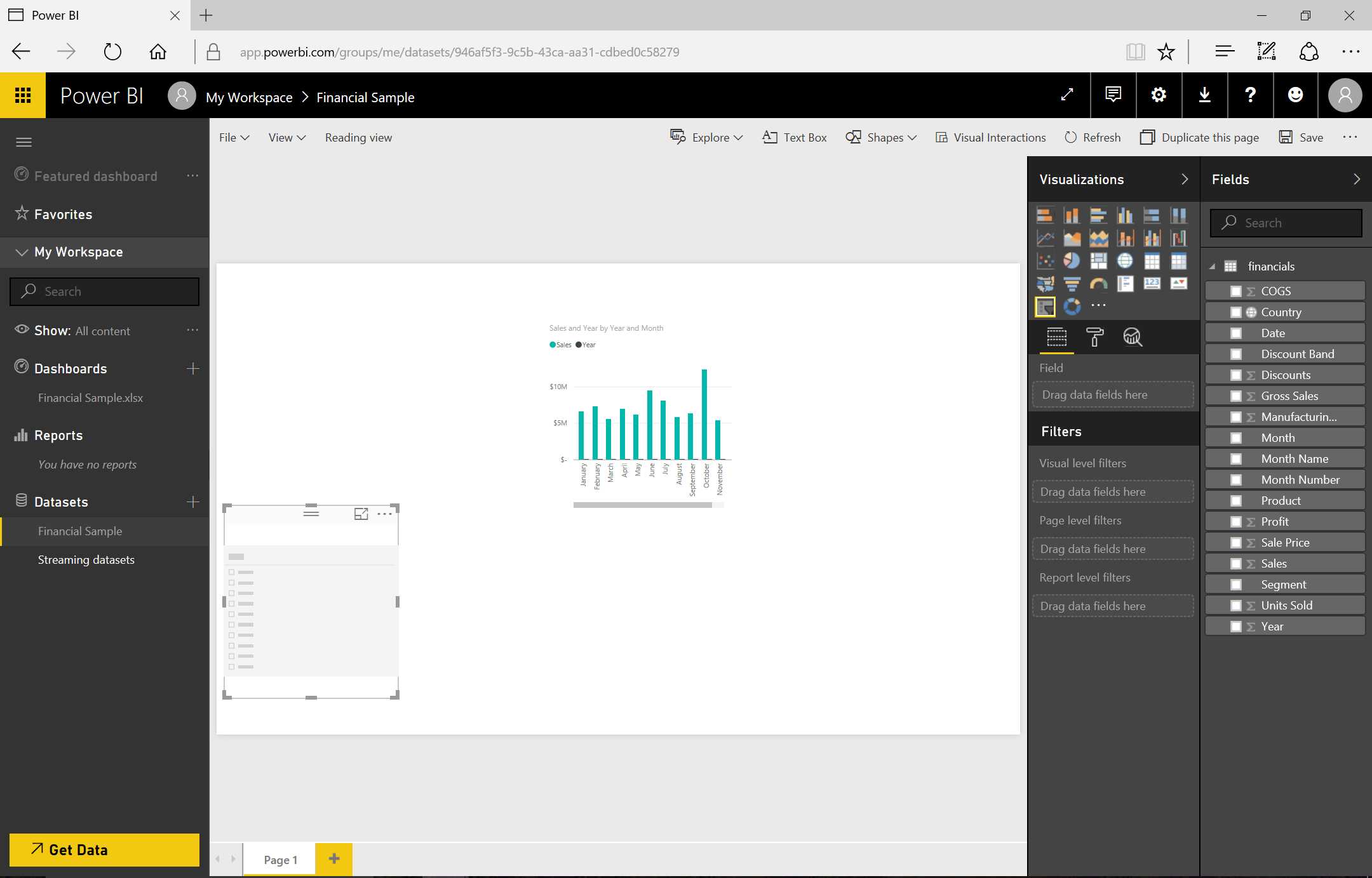 Power BI Displays Data—Slicer