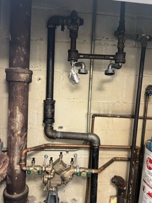 Flotechs Plumbing & Heating