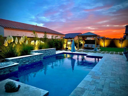 Advant-Edge Decorative Curbing & Landscaping Inc