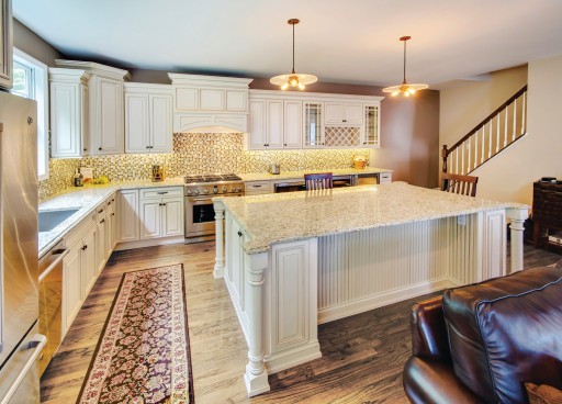 Barnum Tile & Kitchen