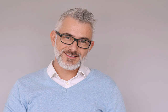 middle aged man wink 640x427.jpg