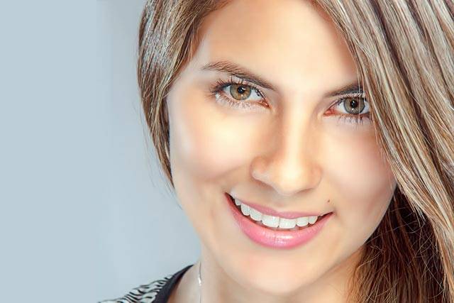 Eye care, Woman Smiling Pretty Eyes in Midland, TX.