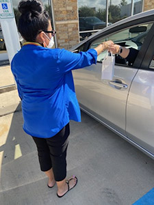 eye doctor curbside delivery
