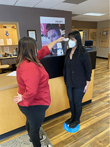 eye doctor check temperature