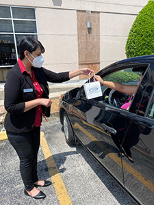 eye doctor curbside delivery
