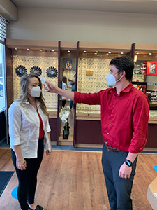eye doctor check temperature