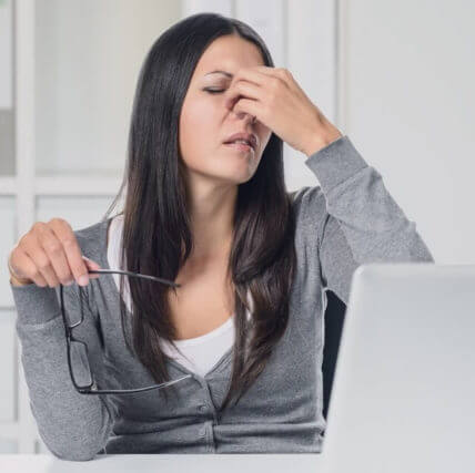 woman-suffering-from-cvs-640-428x427