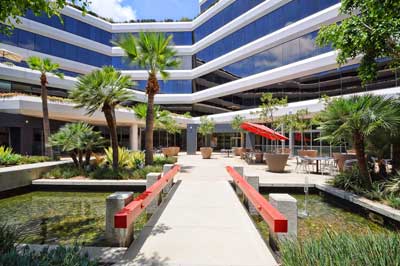 16 MB Courtyard