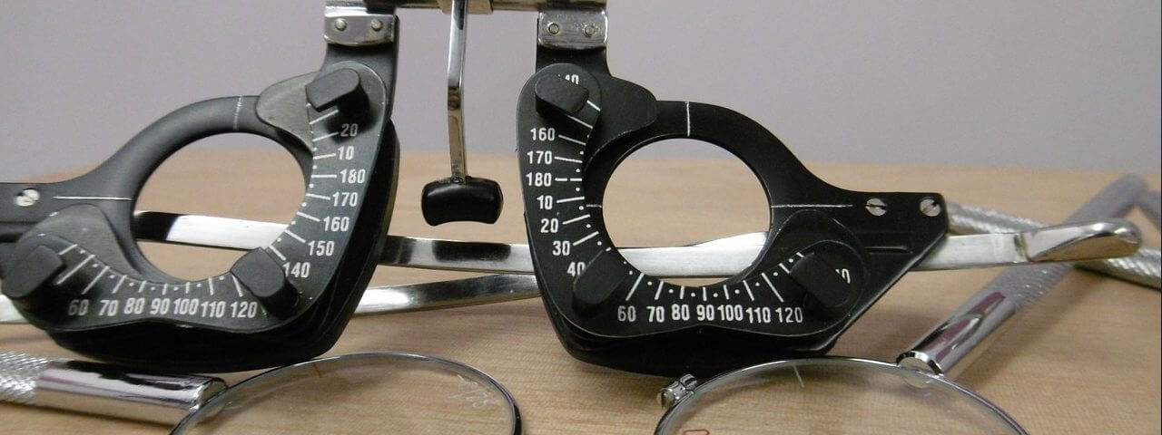 Eye-Testing-Equiptment-1280x480-e1521626758765