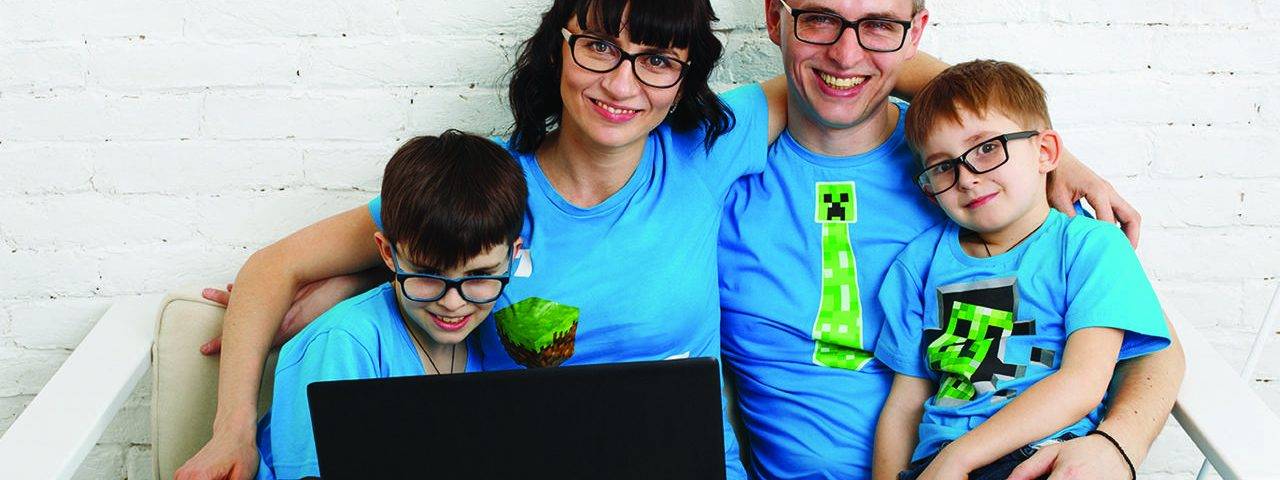 family eyeglasses computer 1280x480