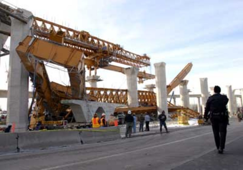 Ohio Crane Collapse Kills Four, Investigation Begins Story ID 4304