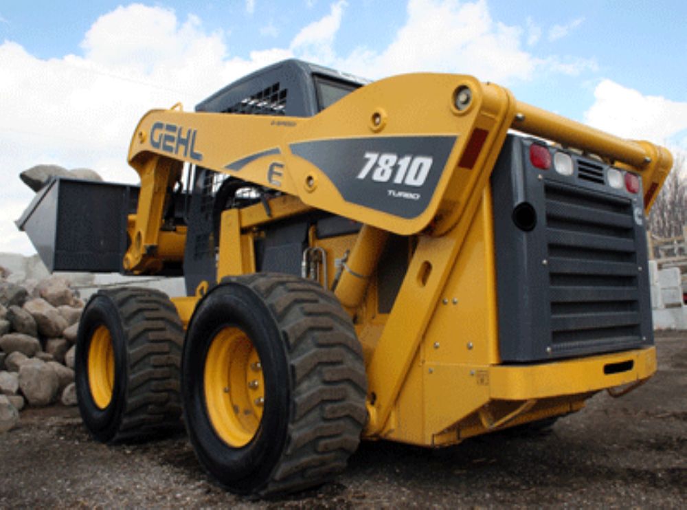 Gehl’s 7810E Skid Loader Boasts Lift Height of 12 Ft. Story ID 7379