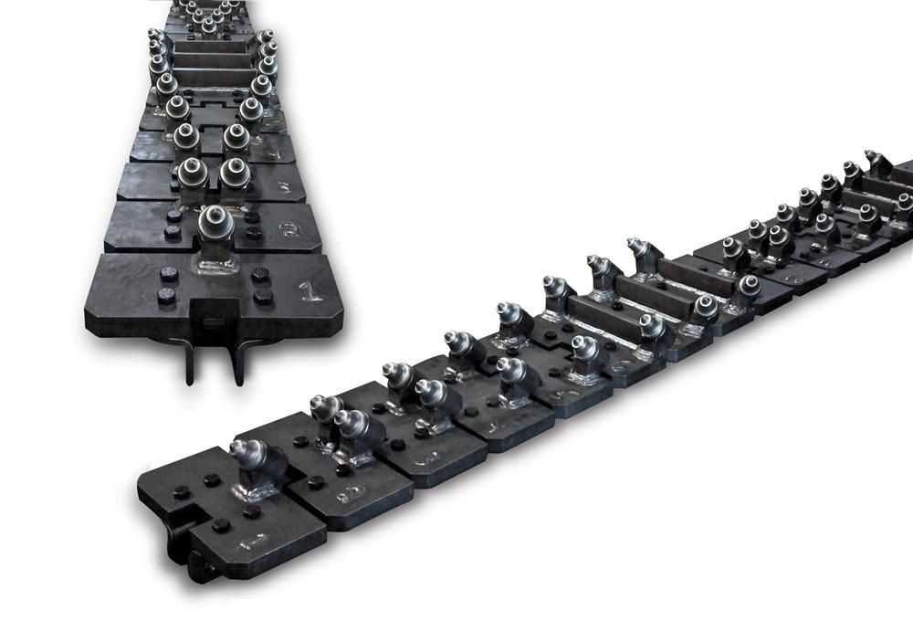 Maxi Trencher Chains, Cutting Segments From Underground Tools Story