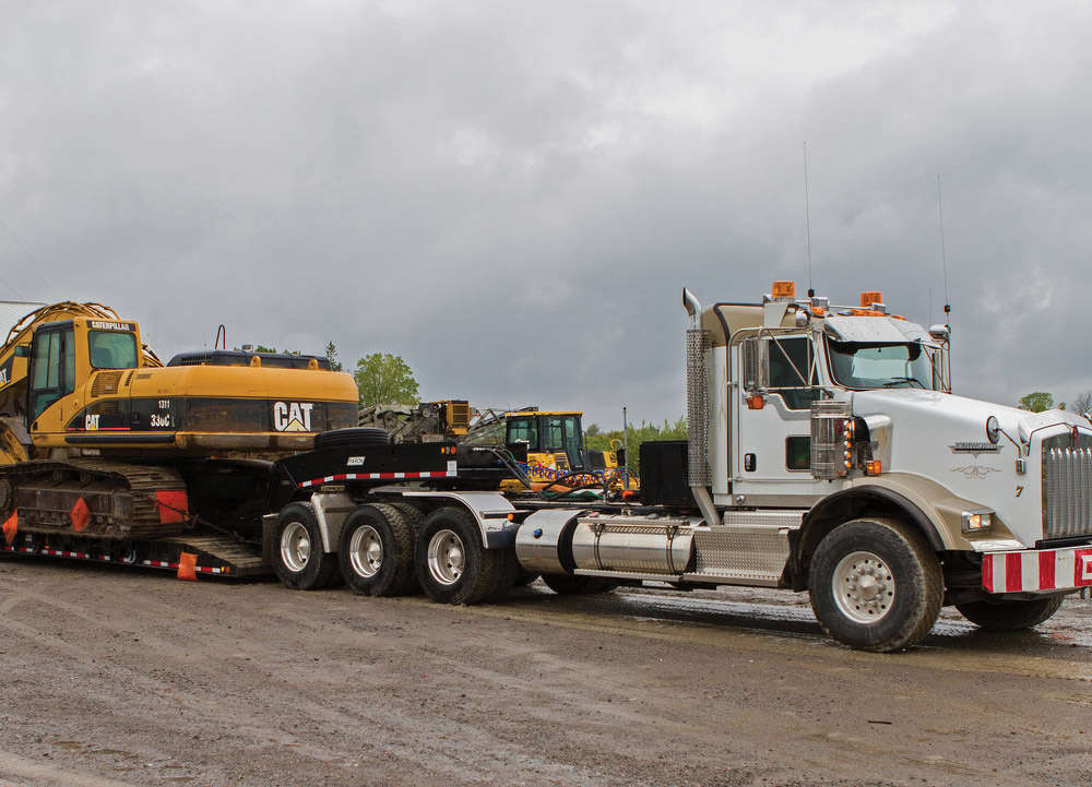 SAFHOLLAND SevereDuty Slider Fifth Wheel System Story ID 34178