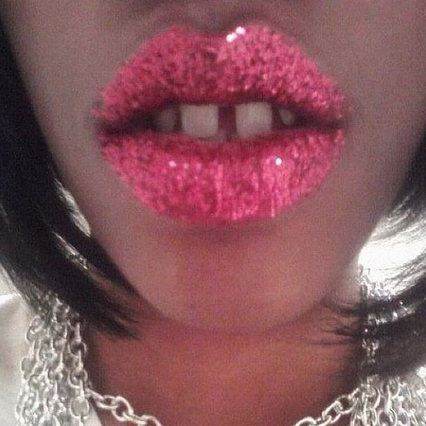 8 Horrible Lipstick Fails!