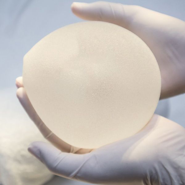 Silicone breast implant