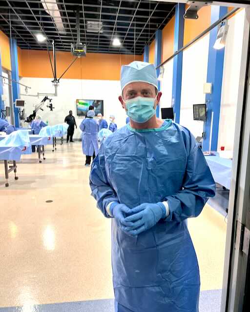 meek DDS in Miami Anatomical Research Center