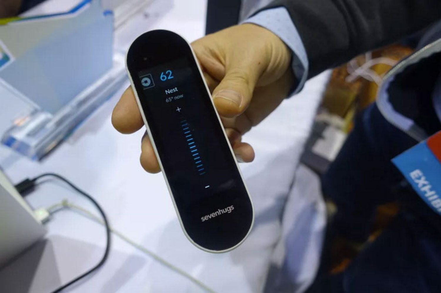 8 Sevenhugs Smart Remote