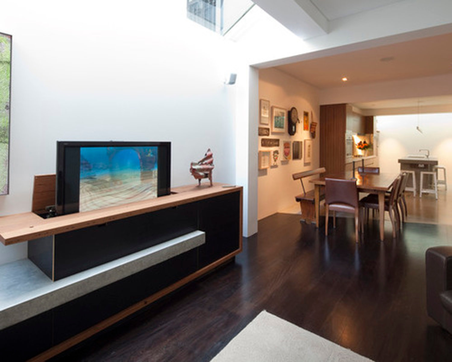 No Space for a TV Wall Mount? Try One of These 5 Creative Solutions -  Electronic House