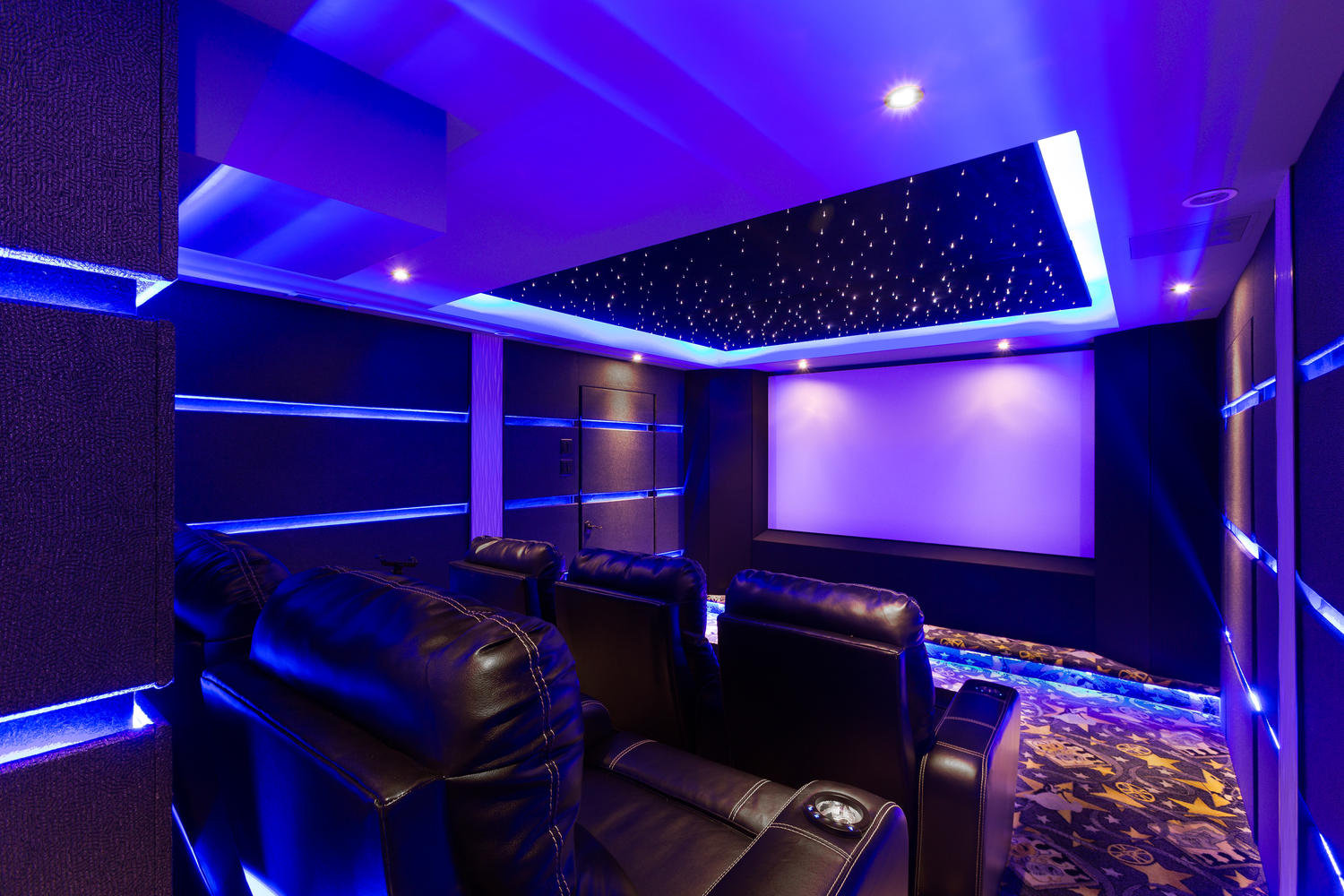 Lights, Action are Star Attractions in Compact Home Theater