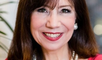 Diane DiResta Contributes to Shared Wisdom Book