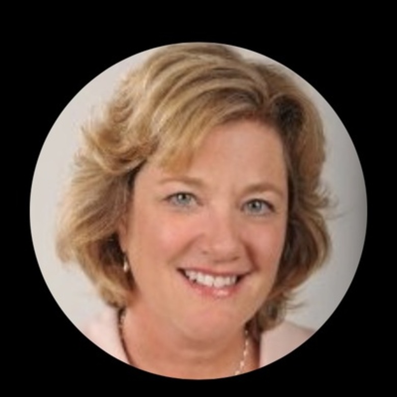 Lynn Yazbec Lynn Yazbec