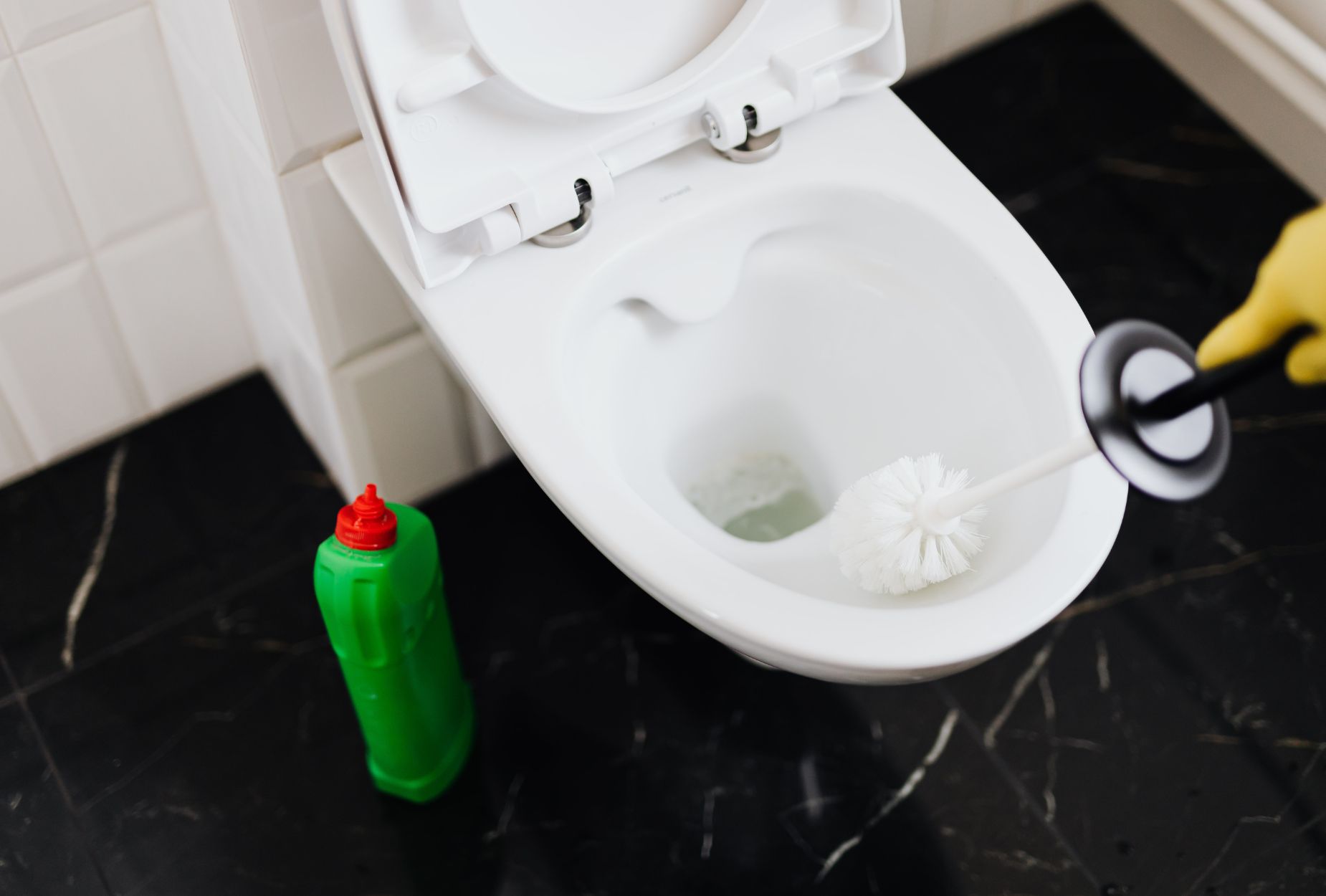What is included in your plumbing repair service?